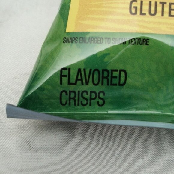 Harvest Snaps Green Pea Snack Crisps White Cheddar Slightly Salted 1.75-2.0 oz - Picture 7 of 11